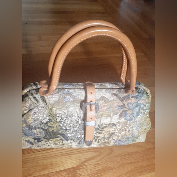 unknown Handbags - FORAL TAPESTRY DR.BAG MULTI COLOR